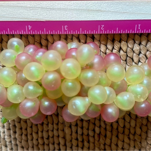 Vintage Decorative Faux Grape Clusters-green & Blush Pink- set of 2 - Picture 4 of 7